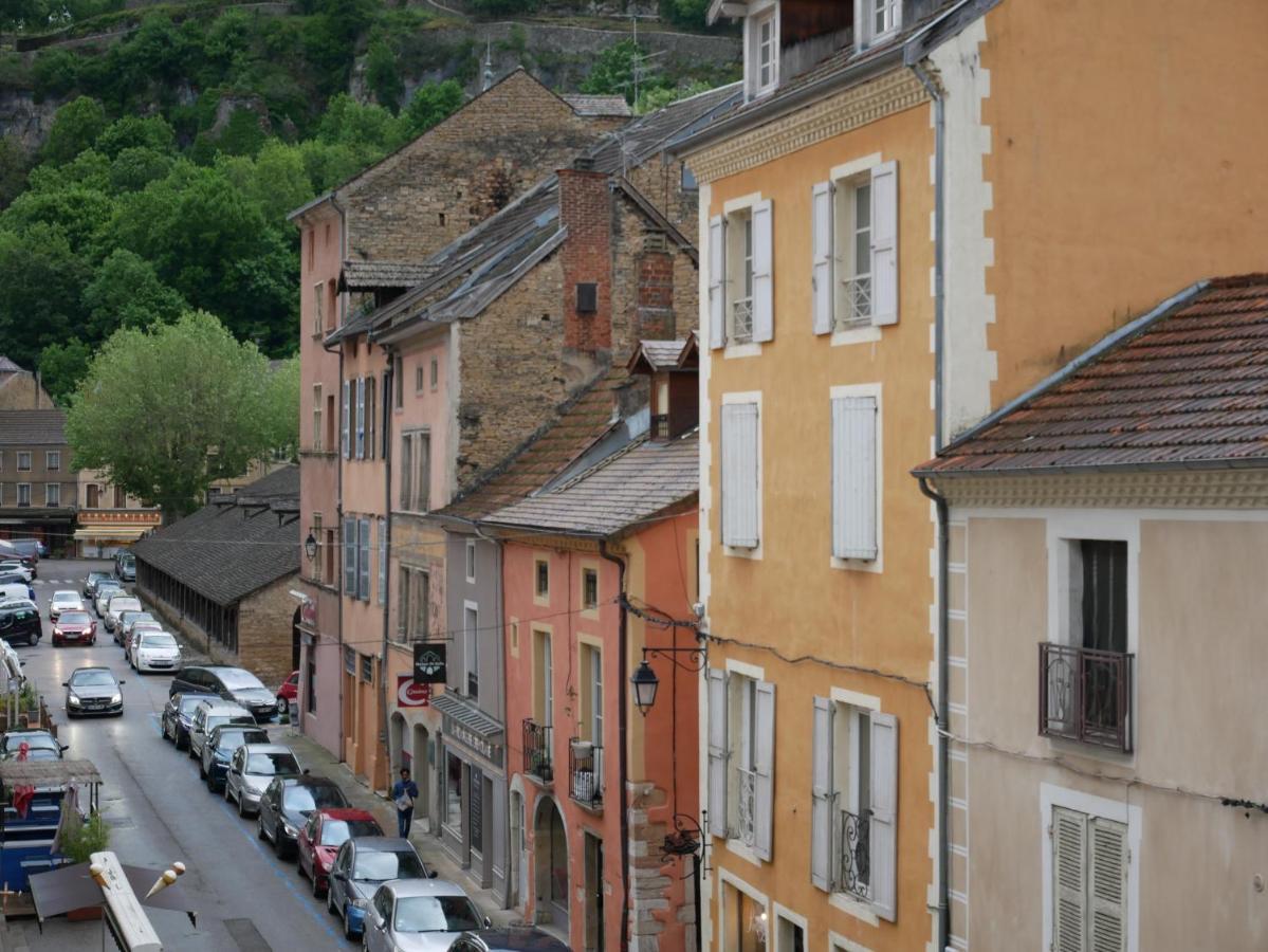 Gite Du Four Banal - Gitesdesbalcons-Com Cremieu Exterior photo